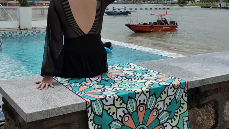 selling beach towel seasonal design